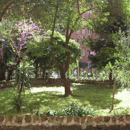 Casa Dino Apartment Рим Екстериор снимка